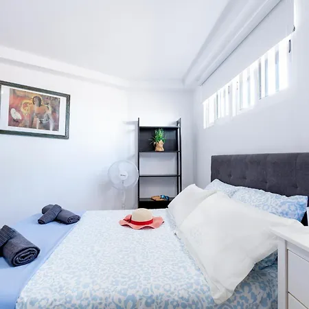 2a Cozy Flores With Pool Апартаменти Адехе