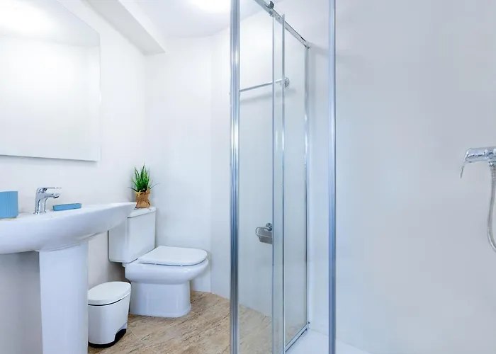 2a Cozy Flores With Pool *